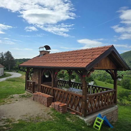Kod Slaveka Lägenhet Kostanjevac Exteriör bild